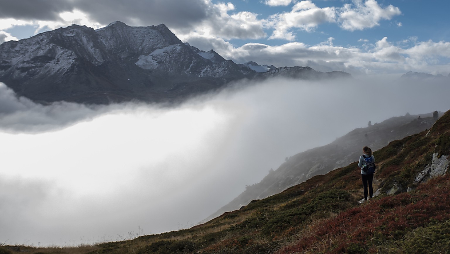 Der Monat Oktober brachte der Schweiz milde Temperaturen und reichlich Niederschläge. (Archivbidl)