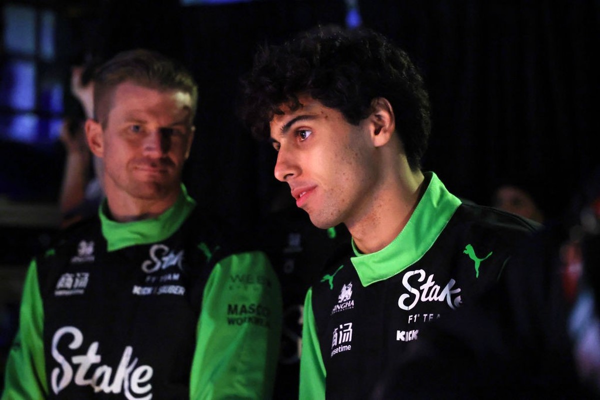 LONDON, ENGLAND - FEBRUARY 18: Nico Hulkenberg of Germany and Stake F1 Team Kick Sauber and Gabriel Bortoleto of Brazil and Stake F1 Team Kick Sauber are seen backstage during F1 75 Live at The O2 Are ...