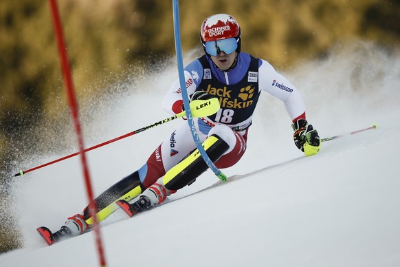 Switzerland&#039;s Loic Meillard competes during the slalom portion of an alpine ski, men&#039;s World Cup combined in Bormio, Italy, Sunday Dec. 29, 2019. (AP Photo/Gabriele Facciotti)