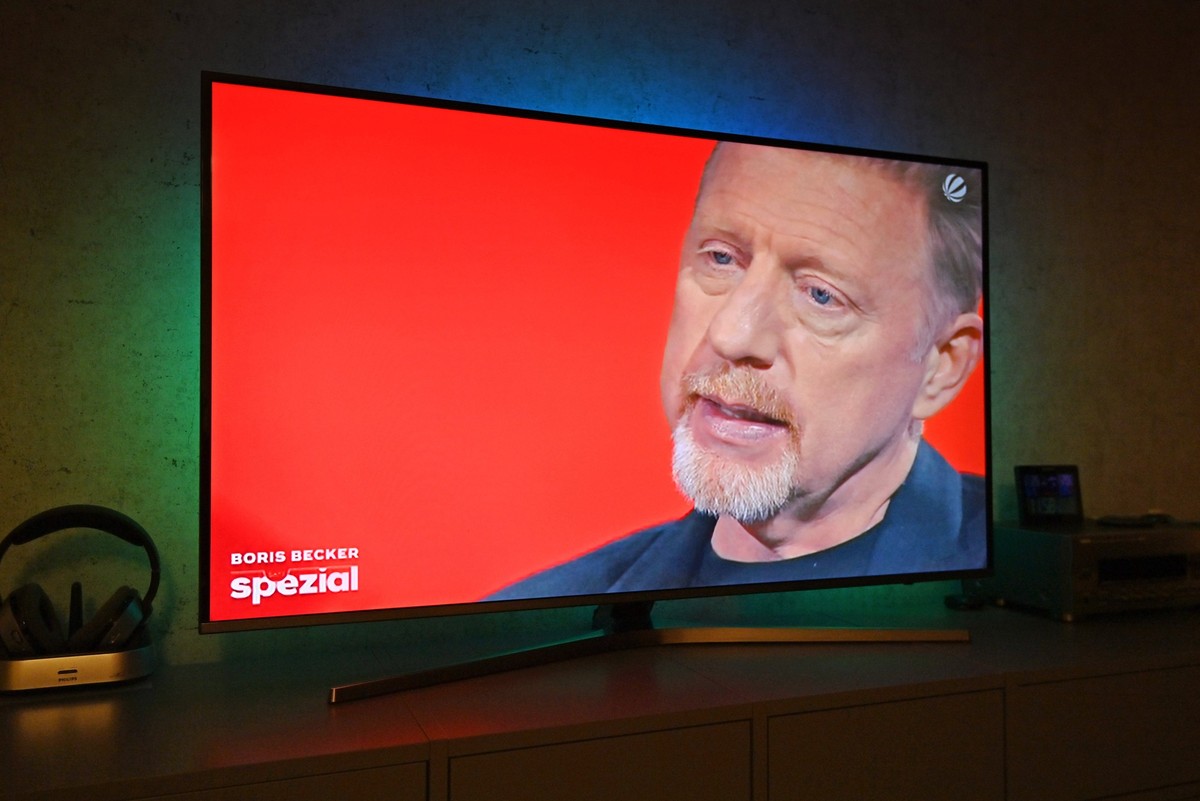 Boris Becker gibt erstes Interview nach Haftenlassung Seit dem 15. Dezember ist Boris Becker raus aus dem Gefaengnis. An Tag fuenf seiner Freiheit gibt der 55-Jaehrige ein Interview und spart nicht mi ...
