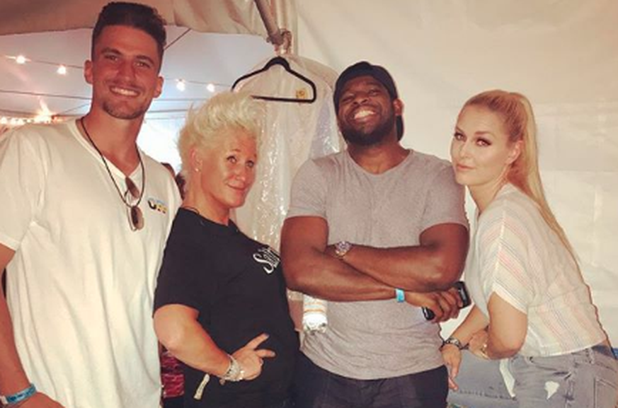 Illustres Quartett: Roman Josi, Köchin Anne Burrell, P.K. Subban und Lindsey Vonn.