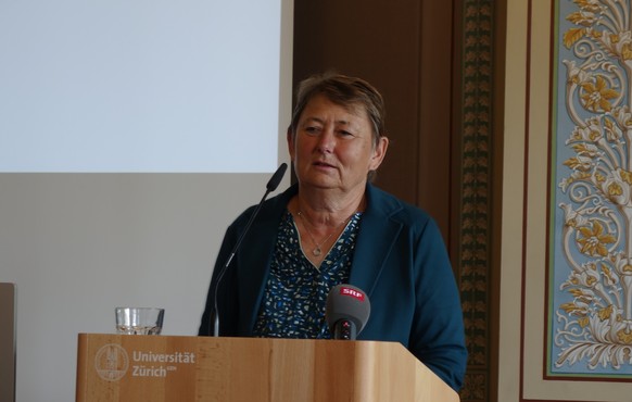 Pressekonferenz zu Bericht: Sexueller Missbrauch im Umfeld der katholischen Kirche. Bischof Joseph Bonnemain, Historikerinnen Monika Dommann und Marietta Meier, Betroffene Vreni Peterer