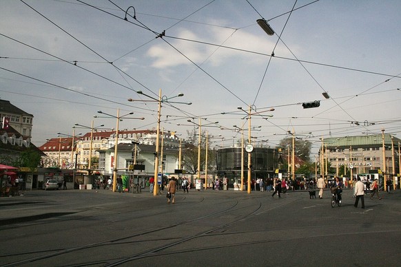 Jakominiplatz in Graz, Österreich
https://de.wikipedia.org/wiki/Jakominiplatz#/media/Datei:Graz_Jakominiplatz.JPG