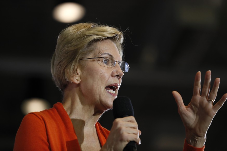 Democratic presidential candidate Sen. Elizabeth Warren, D-Mass., speaks during a town hall meeting at Grinnell College, Monday, Nov. 4, 2019, in Grinnell, Iowa. (AP Photo/Charlie Neibergall)
Elizabet ...