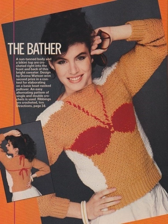 Ugly knitted sweater with bikini