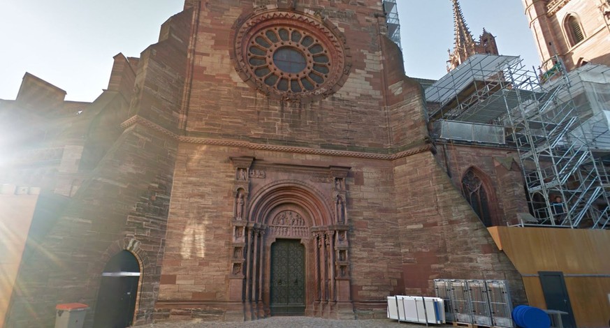 Auch das Basler Münster kann man neu mit Google Street View besichtigen.