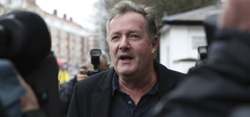 Piers Morgan. Einst kassierte er von Top-Gear-Moderator Jeremy Clarkson einen Faustschlag ins Gesicht, weil er versuchte, diesem eine Affäre anzuhängen.