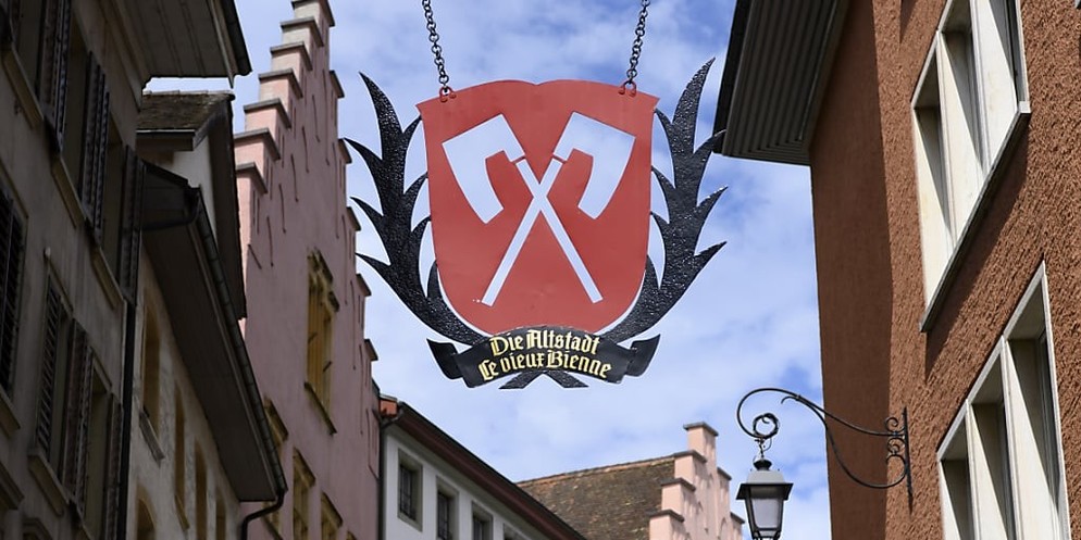 Letztes Jahr wurde das Budget der Stadt Biel noch deutlich abgelehnt, die Stadtregierung musste nachbessern. Erst bei der zweiten Abstimmung nahm das Volk das Budget an. Dieser Jahr kann sich die Stad ...