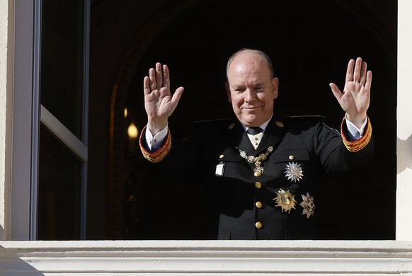 epa10984526 Prince Albert II of Monaco attends the celebrations marking National Day at the Monaco Palace, in Monaco, 19 November 2023. EPA/SEBASTIEN NOGIER