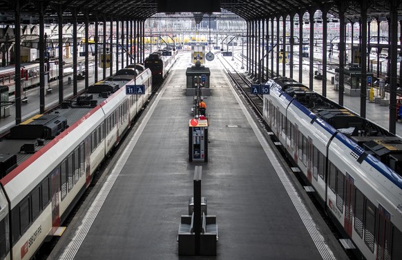 Blick in den Bahnhof Luzern, aufgenommen am Montag, 18. Januar 2021. Aufgrund der anhaltenden Krise um die Pandemie des Coronavirus, wurden ab Montag die Massnahmen zur Eindaemmung der Verbreitung des ...