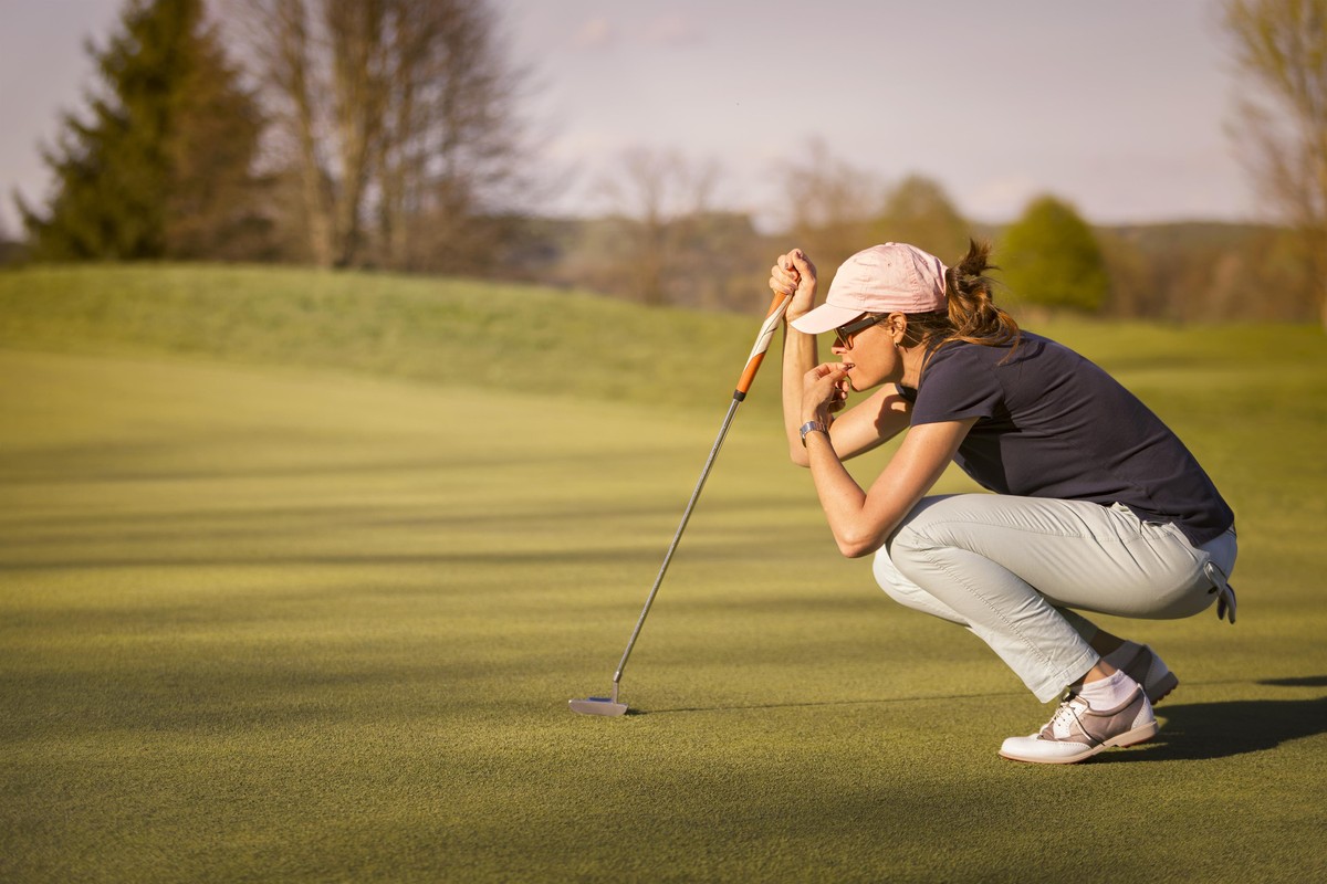 Neu darf wieder Golf gespielt werden – auch ohne Maske.
