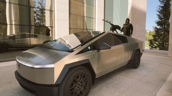 kadyrow cybertruck