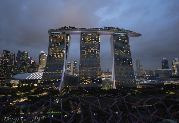 epa08274730 A view of the Marina Bay Sands and city skyline in Singapore, 06 March 2020. Singapore&#039;s tourism sector is expected to be hit hard due to the ongoing outbreak of the COVID-19 disease  ...