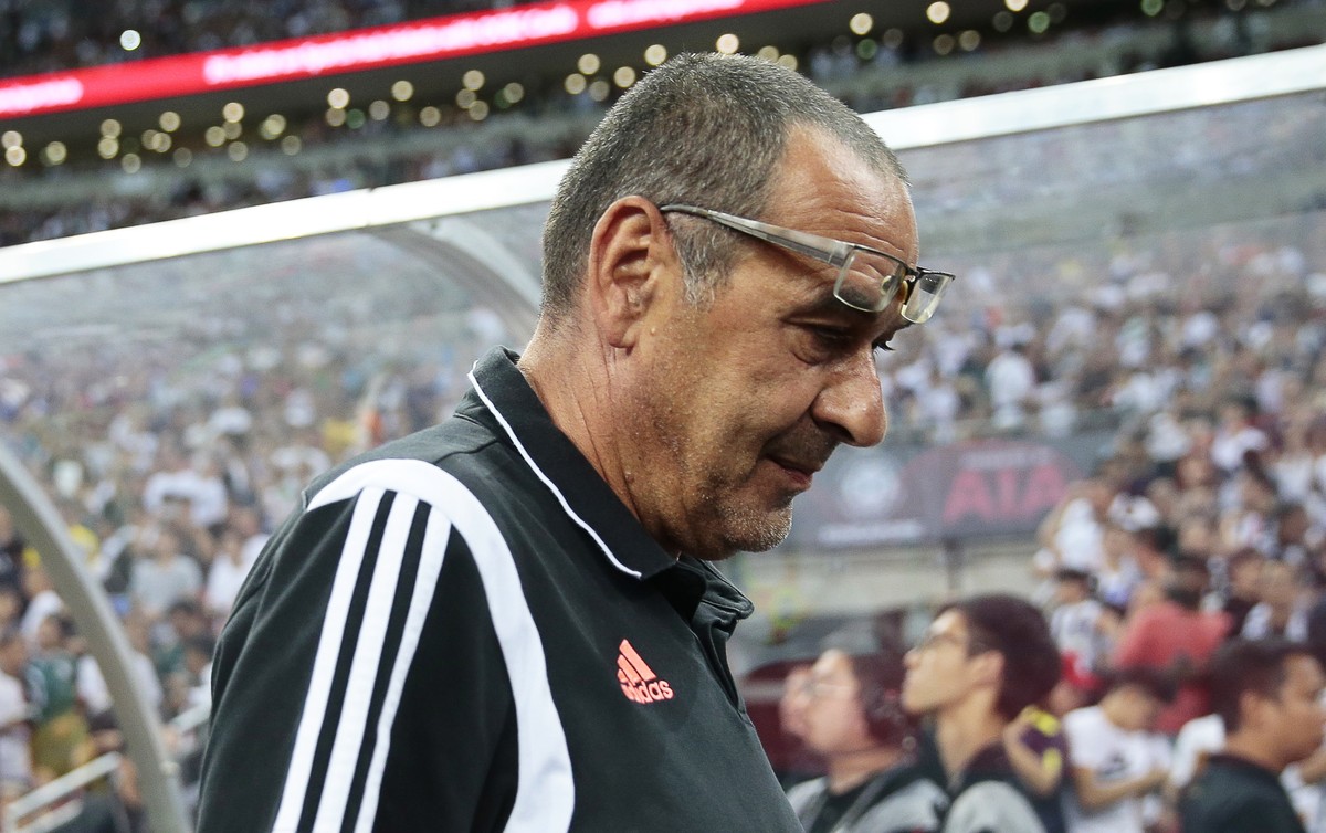 epa07731251 Juventus' head coach Maurizio Sarri before the International Champions Cup (ICC) soccer match between Juventus FC and Tottenham Hotspur at the National Stadium in Singapore, 21 July 2 ...