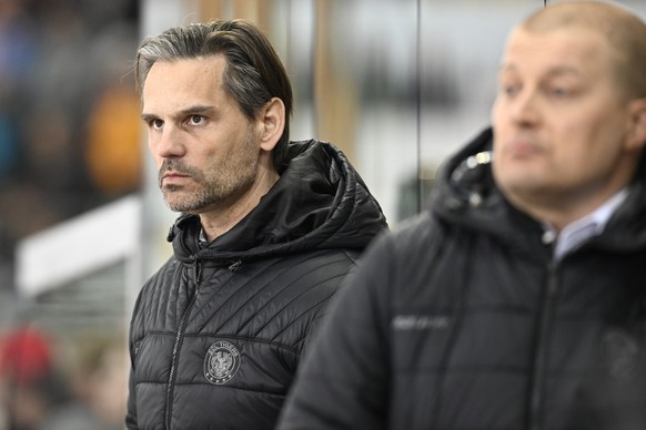 Tigers Head Coach Thierry Paterlini, waehrend dem Playout Spiel 5 der National League, zwischen den SCL Tigers und dem HC Ajoie, am Donnerstag 23. Maerz 2023, im Ilfisstadion in Langnau. (KEYSTONE /Ma ...