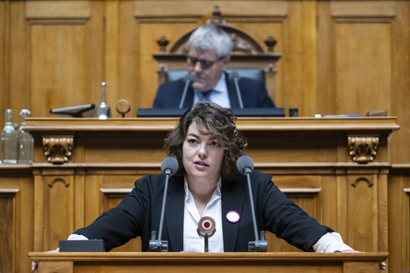 Tamara Funiciello, SP-BE, spricht zur Grossen Kammer, an der Sommersession der Eidgenoessischen Raete, am Donnerstag, 13. Juni 2024 im Nationalrat in Bern. (KEYSTONE/Alessandro della Valle)