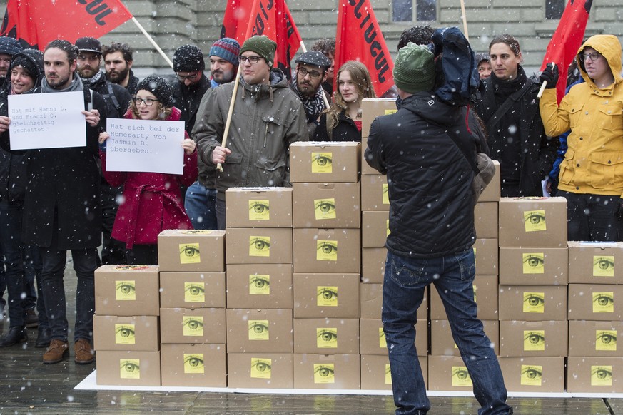 Einreichung des NDG-Referendums am 14. Januar in Bern.