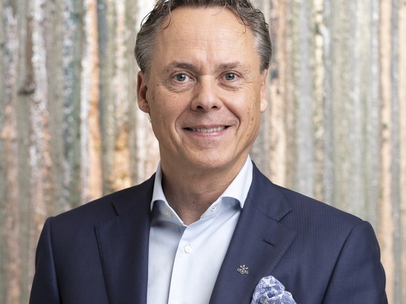 AVIS --- ZU RALPH HAMERS, CEO UBS, STELLEN WIR IHNEN FOLGENDES NEUES PORTRAIT ZUR VERFUEGUNG. WEITERE BILDER FINDEN SIE AUF visual.keystone-sda.ch --- Ralph Hamers, CEO der UBS Group AG, portraitiert  ...