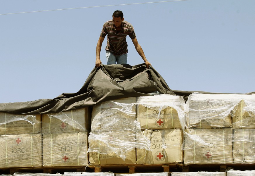 Ein Lastwagen mit humanitärer Hilfe erreicht die Stadt&nbsp;Rafah.&nbsp;