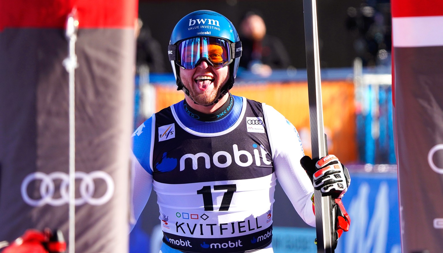 epa09800668 Niels Hintermann of Switzerland reacts in the finish area during the men&#039;s Downhill race of the FIS Alpine Skiing World Cup in Kvitfjell, Norway, 04 March 2022. EPA/Erik Johansen NORW ...