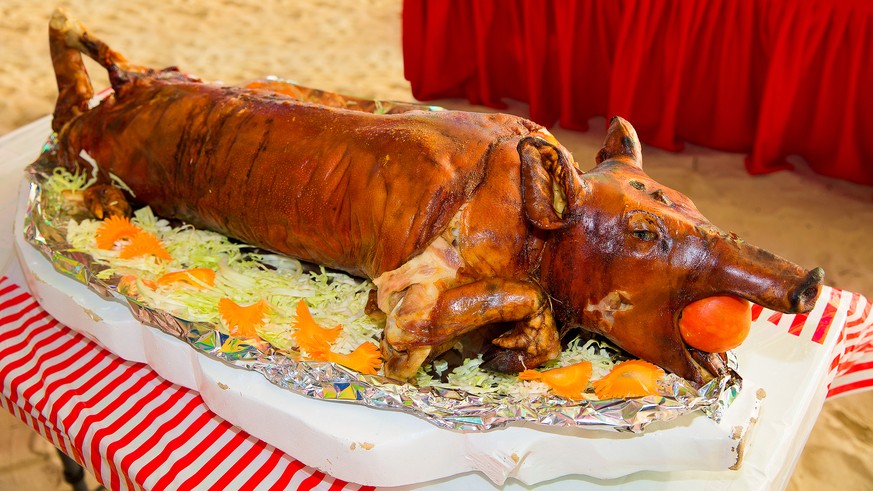 lechon philippinen schwein spanferkel essen food fleisch