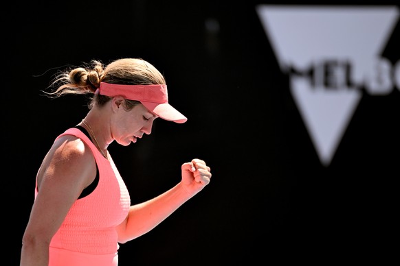 epa11081390 Danielle Collins of USA celebrates her win over Angelique Kerber of Germany on Day 3 of the 2024 Australian Open at Melbourne Park in Melbourne, Australia 16 January 2024. EPA/JAMES ROSS A ...