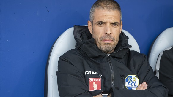 L&#039;entraineur lucernois Fabio Celestini, lors de la rencontre de football de Super League entre le FC Lausanne-Sport, LS, et le FC Lucerne, ce dimanche 31 octobre 2021 au stade de la Tuiliere Laus ...