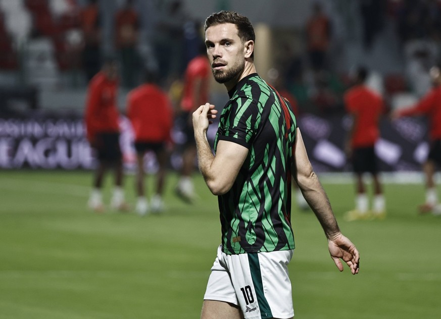 AD DAMMAM, SAUDI ARABIA - NOVEMBER 4: Jordan Henderson of Al-Ettifaq in possession during the Saudi Pro League match between Al-Ettifaq and Al-Raed at Prince Mohamed bin Fahd Stadium on November 4, 20 ...