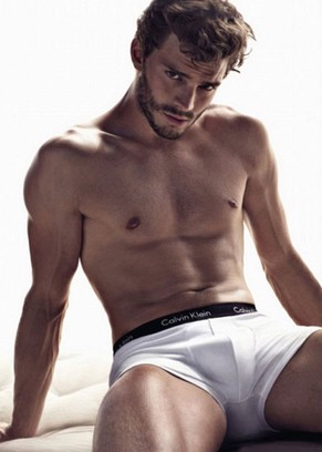 Dornan, hier als «Calvin Klein»-Unterwäschemodel, spielt den Milliardär Christian Grey aus dem Eroitk-Bestsellerroman «Fifty Shades of Grey».