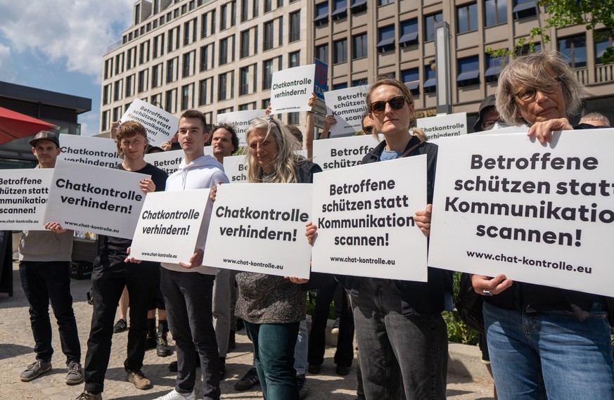 Die EU-Kommission will alle Chats überwachen lassen – und es kommt noch schlimmer