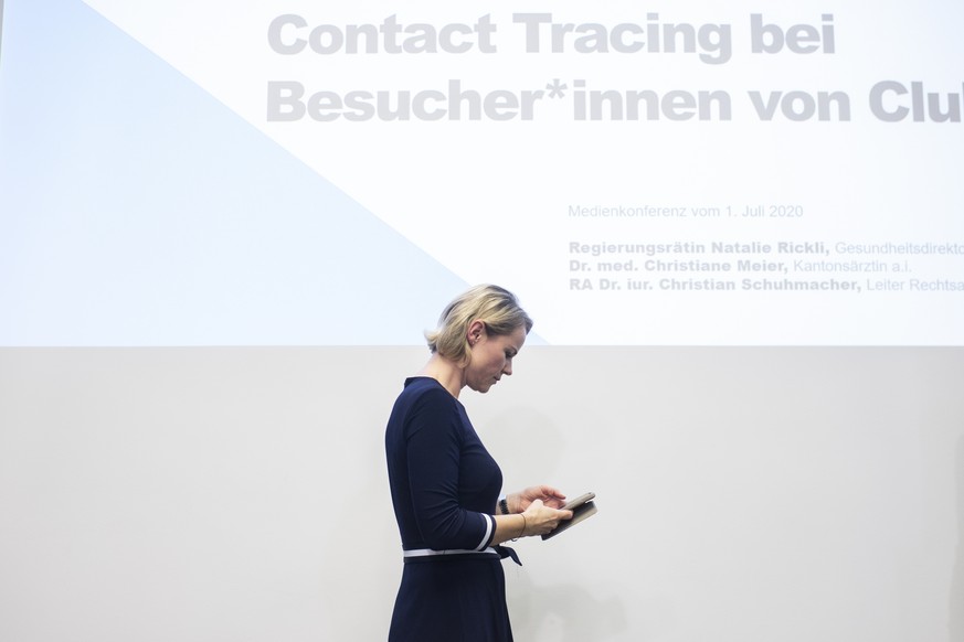 Regierungsraetin Natalie Rickli, Gesundheitsdirektorin, informiert ueber die Massnahmen zur Sicherstellung des Contact Tracing bei Besucherinnen und Besuchern von Clubs, aufgenommen am Mittwoch, 1. Ju ...