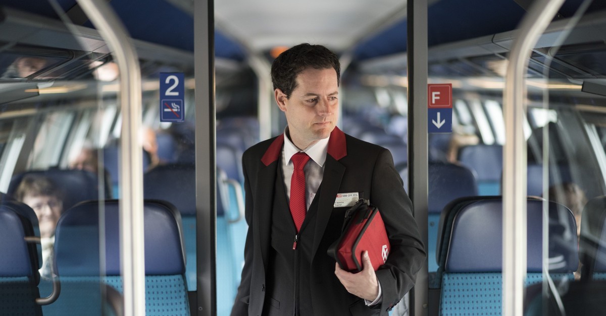 Wenn-du-etwas-im-Zug-liegen-l-sst-musst-du-bald-mehr-bezahlen