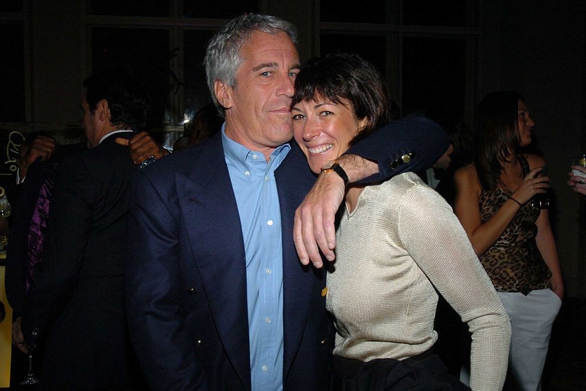 NEW YORK CITY, NY - MARCH 15: Jeffrey Epstein and Ghislaine Maxwell attend de Grisogono Sponsors The 2005 Wall Street Concert Series Benefitting Wall Street Rising, with a Performance by Rod Stewart a ...