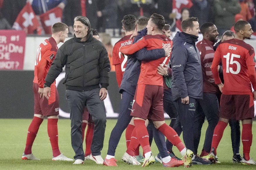IMAGO / Roger Albrecht
Murat Yakin (schweiz, Trainer), SWZ, Schweiz vs. Bulgarien, Fussball, Qualifikation zur WM, Gruppenphase, 15.11.2021, Foto: Presse/Roger Albrecht *** Murat Yakin switzerland, c ...