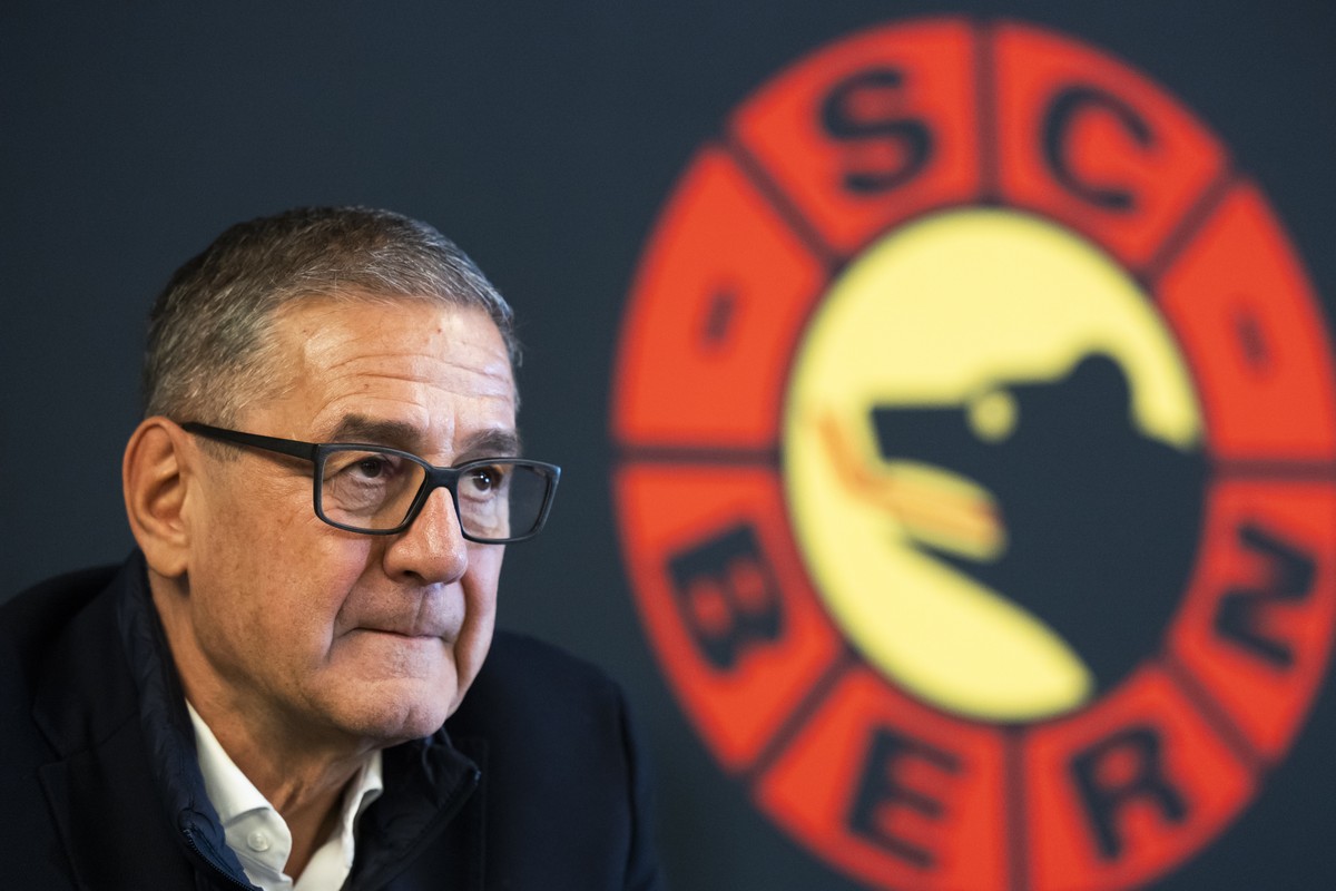 Marc Luethi, CEO SCB, gibt seinen Ruecktritt waehrend einer Medienkonferenz des SC Bern bekannt, am Montag, 19. Januar 2026 in der PostFinance Arena in Bern. Der Unternehmer Juerg Fuhrer wird sein Nac ...
