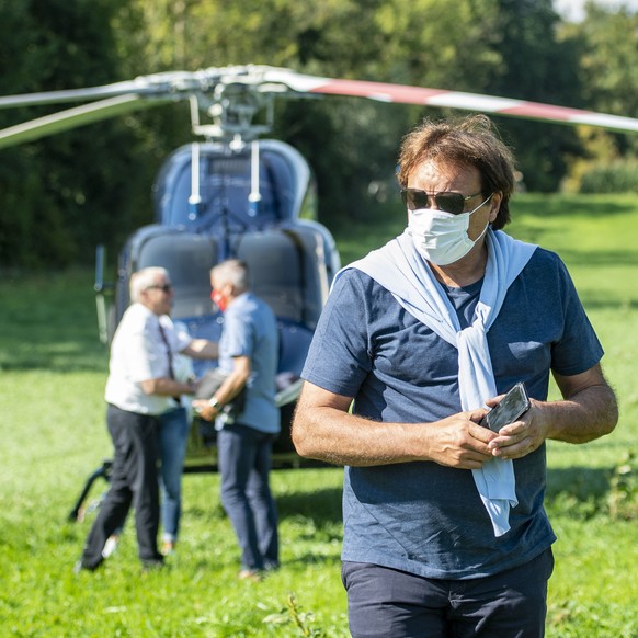 Der Praesident des FC Sion, Christian Constantin bei seiner Anreise mit dem Helikopter in der 2. Runde des Schweizer Cup zwischen dem FC Schoetz und dem FC Sion vom Samstag, 12. September 2020 in Scho ...