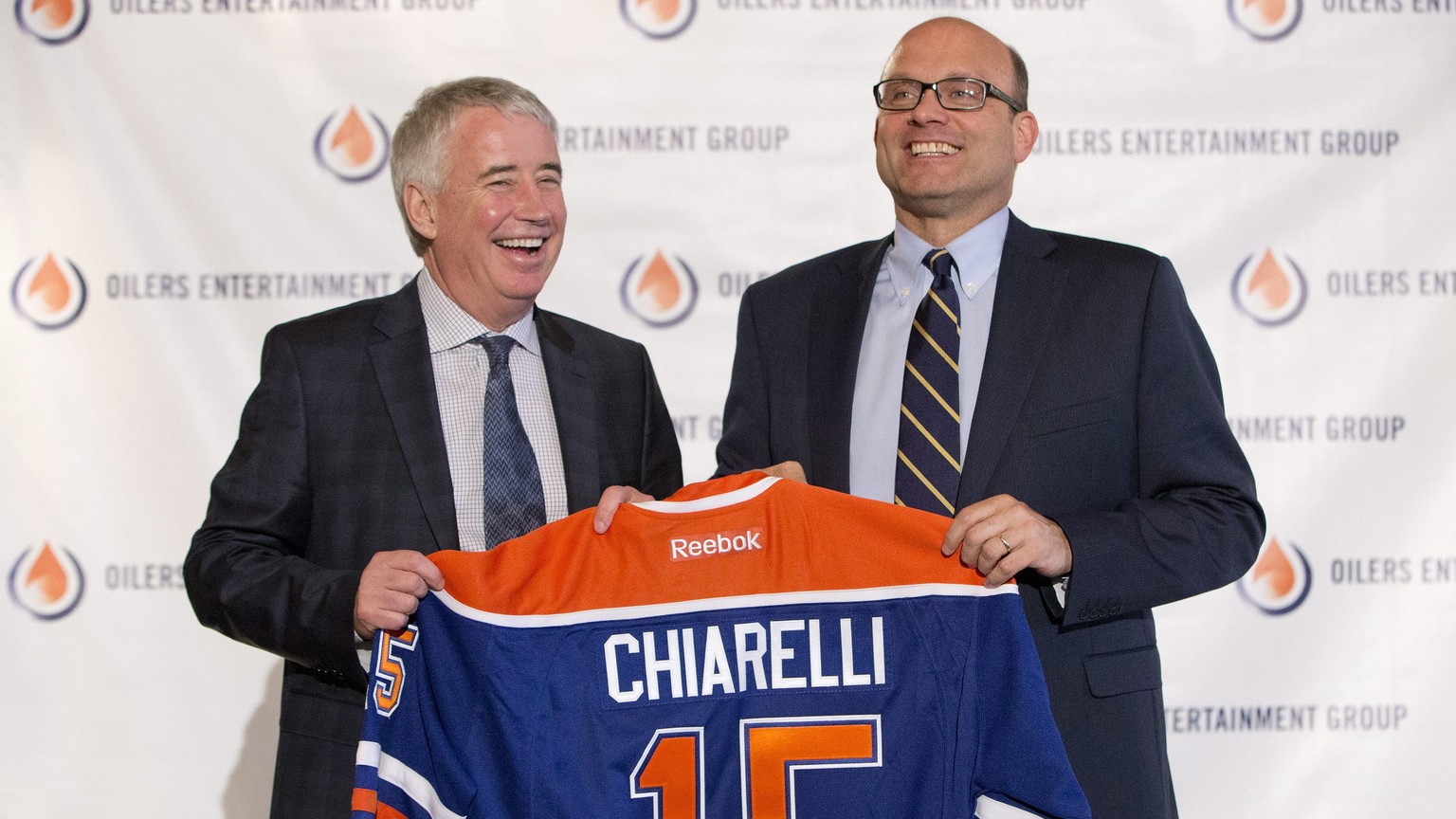 Bei seiner Vorstellung war die Stimmung noch heiter: Oilers-CEO Bob Nicholson (links) mit GM Peter Chiarelli.