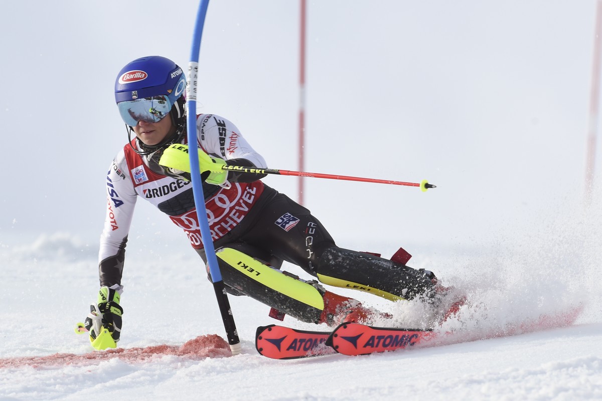 United States' Mikaela Shiffrin speeds down the course during a ski World Cup women's Slalom race, in Courchevel, France, Saturday, Dec. 22, 2018. (AP Photo/Marco Tacca)
