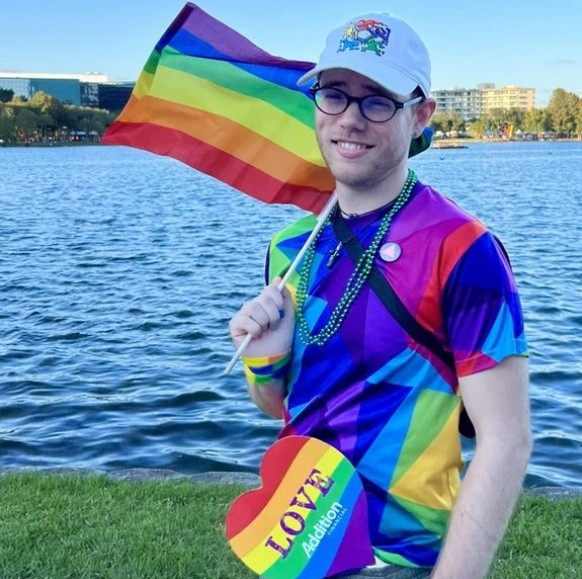LGBTQ-Person Mark Medley aus Florida, gegen Ron DeSantis