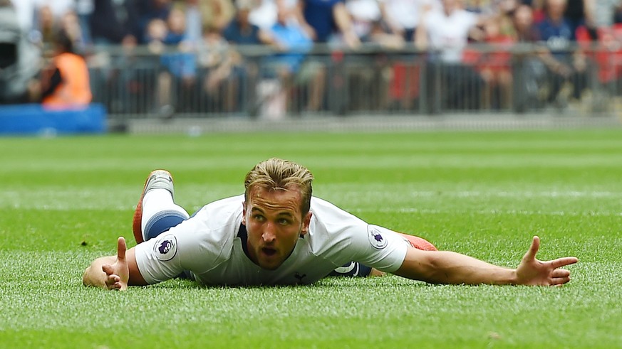 epa06956374 Tottenham&#039;s Harry Kane appeals for a penalty during the English Premier League soccer match Tottenham vs Fulham at Wembley Stadium in London, Britain, 18 August 2018. EPA/ANDY RAIN ED ...