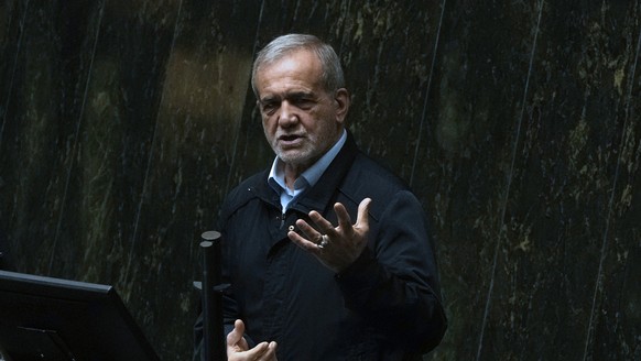 <p>Irans Präsident Massud Peseschkian</p>