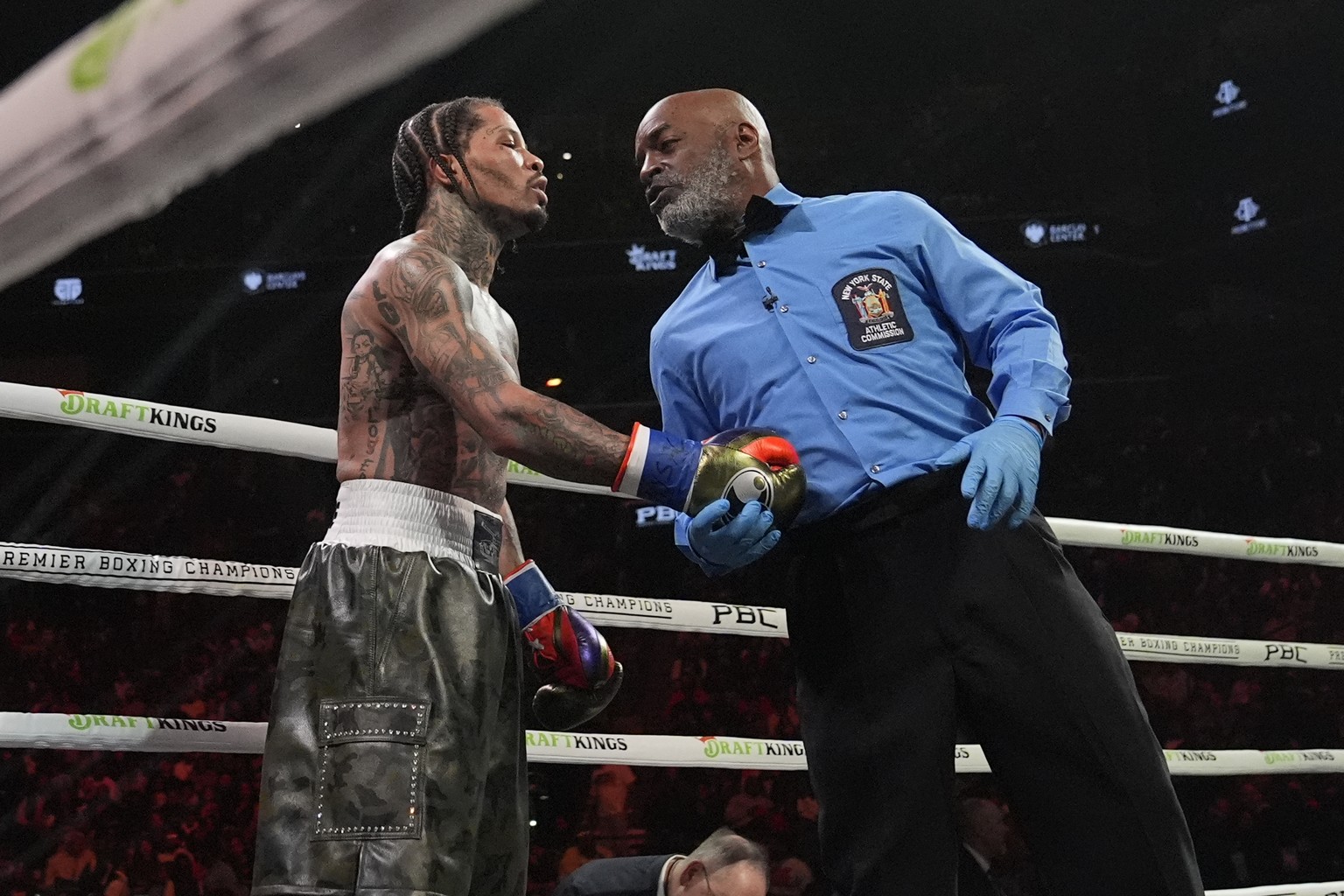 Gervonta Davis talks to the referee during the fourth round of a WBA lightweight championship boxing bout against Lamont Roach Sunday, March 2, 2025, in New York. (AP Photo/Frank Franklin II)
Davis Ro ...