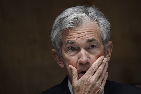 epa08694007 Federal Reserve Board Chairman Jerome Powell testifies during a Senate Banking Committee hearing on the CARES Act and the economic effects of the coronavirus (COVID-19) pandemic, on Capito ...