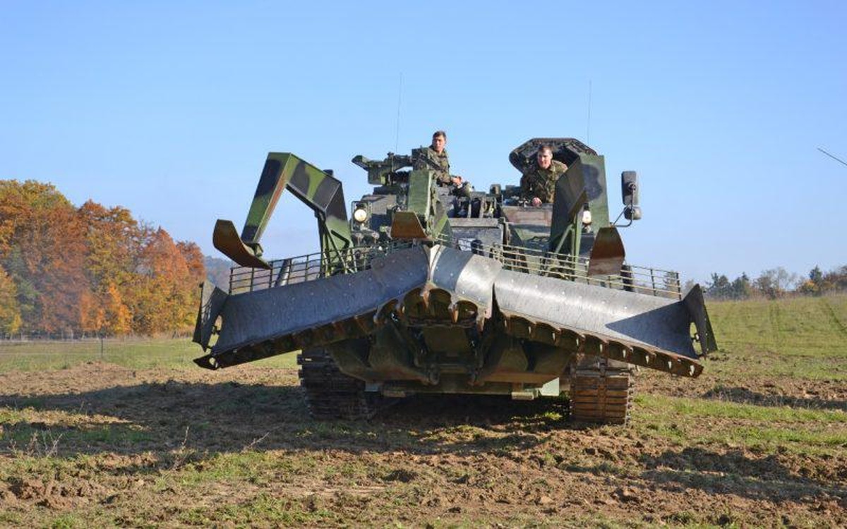 La place d’armes de Bülach est notamment utilisée par les troupes mécanisées et par d’autres stages de formation. Ici des sapeurs.