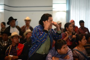 Unzählige Vermittlungsgespräche blieben erfolglos: Die orthodoxen Juden räumen nach langen Streits mit Ureinwohnern ein Dorf in Guatemala.