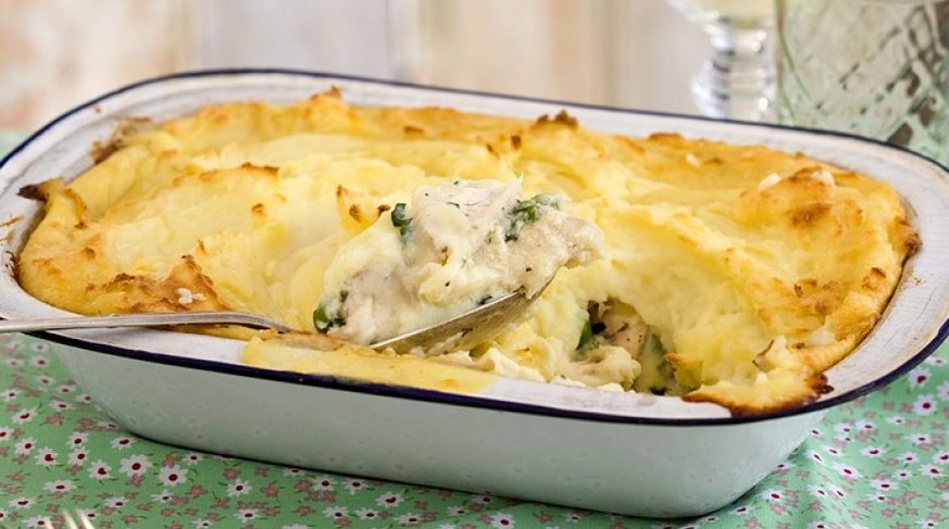 fish pie fisch englisch http://eatsmarter.de/rezepte/fish-pie#preparation-steps