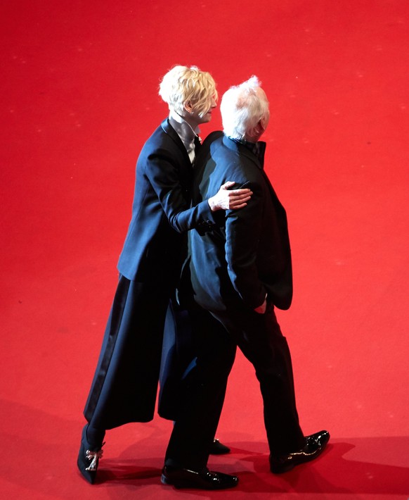 epa06529444 Tilda Swinton (L) and Bill Murray (R) arrive at the red carpet for the opening ceremony of the 68th annual Berlin International Film Festival (Berlinale), in Berlin, Germany, 15 February 2 ...