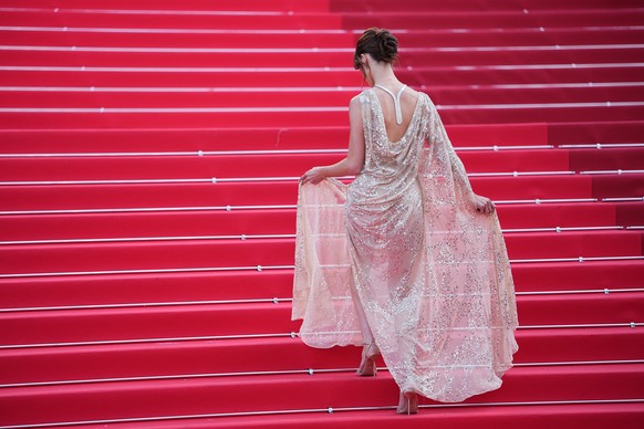 Daisy Edgar-Jones poses for photographers upon arrival at the premiere of the film 'Fjord' at the 79th international film festival, Cannes, southern France, Monday, May 18, 2026. (Photo by S ...
