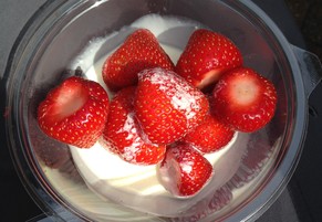 Darf in Wimbledon nicht fehlen: Strawberry and Cream.