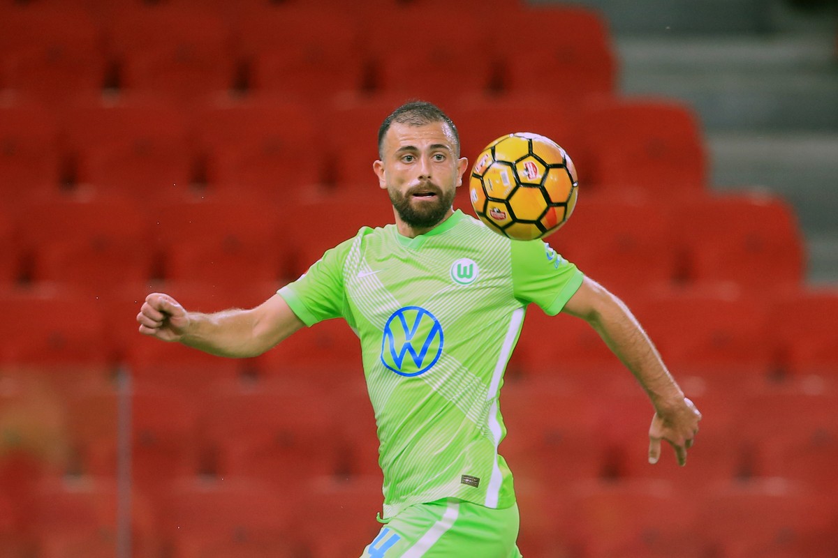 Wolfsburg's Admir Mehmedi controls the ball during the second qualifying round soccer match of Europa League between Kukes and Wolfsburg at Arena Kombetare in Tirana, Albania, Thursday, Sept 17,  ...